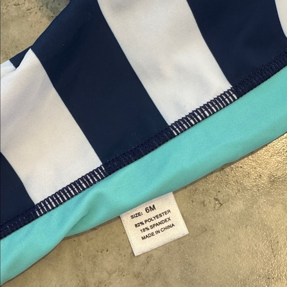 Striped Long Sleeve Rash Guard - Picture 3 of 6
